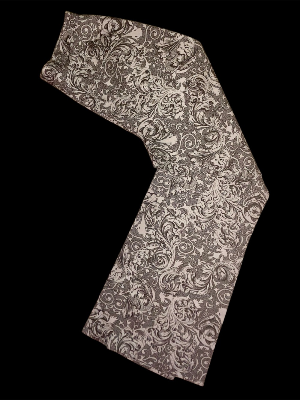Inclinations Currency Print Pants. Size 6